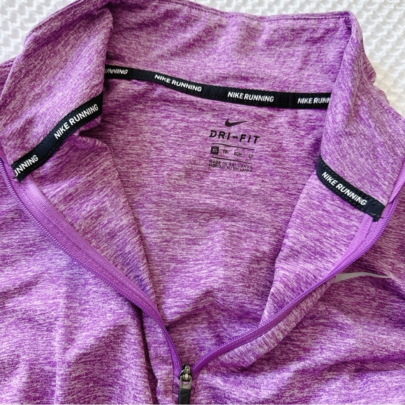 NEW♥️NIKE ELEMENT QUARTER ZIP PULLOVER TOP SHIRT XS PURPLE RUNNING GOLF WORKOUT - Picture 5 of 6